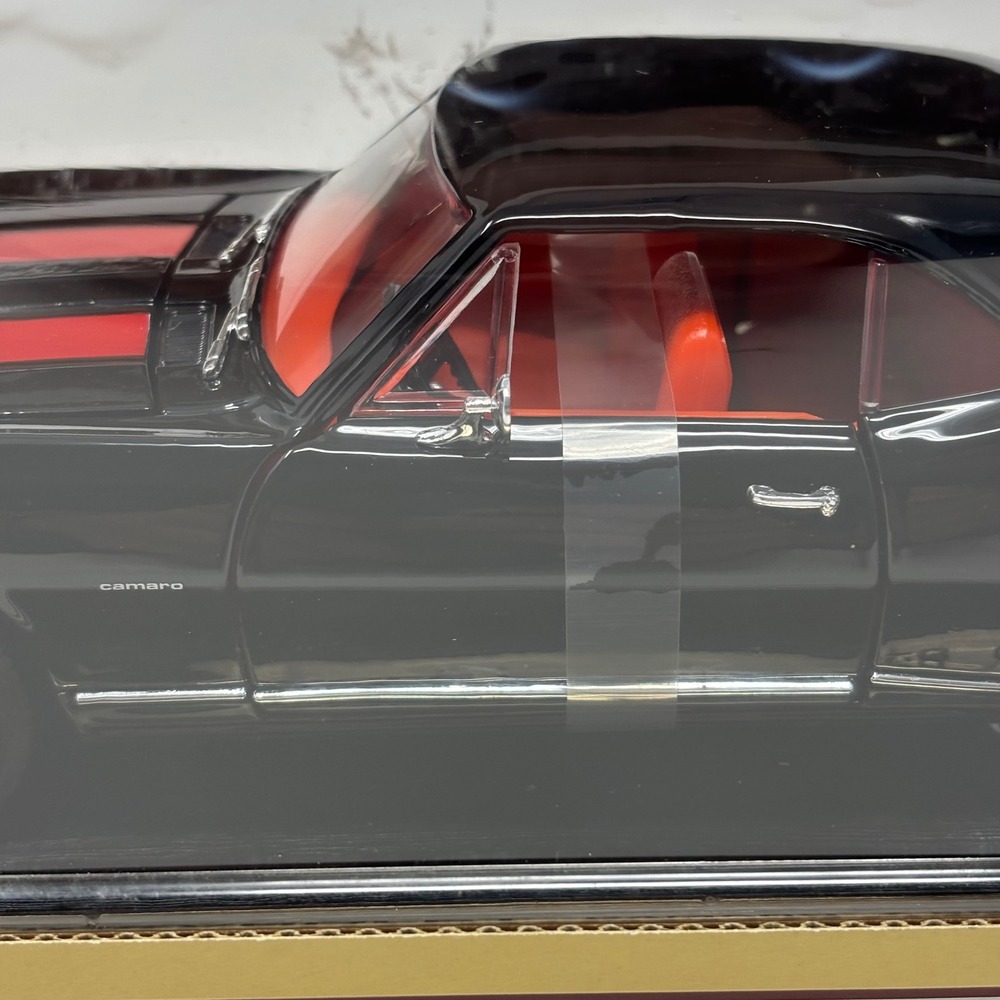 1967 Chevrolet Camaro Black 1:18 Yat Ming Road Legends Diecast Sealed - Picture 4 of 15